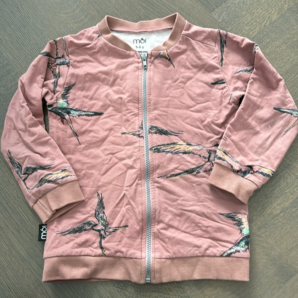 MOI jacket